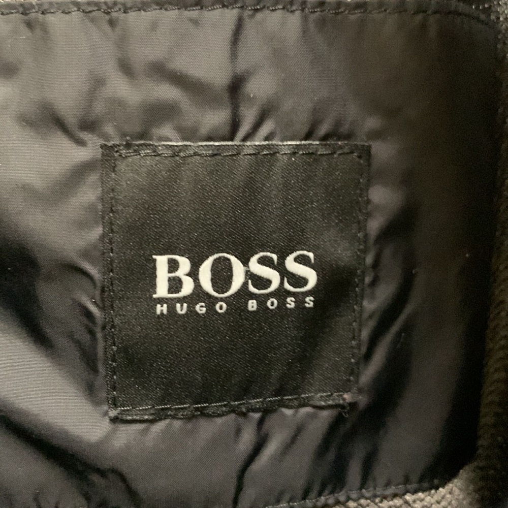 Hugo Boss light jacket - Picture 8 of 9